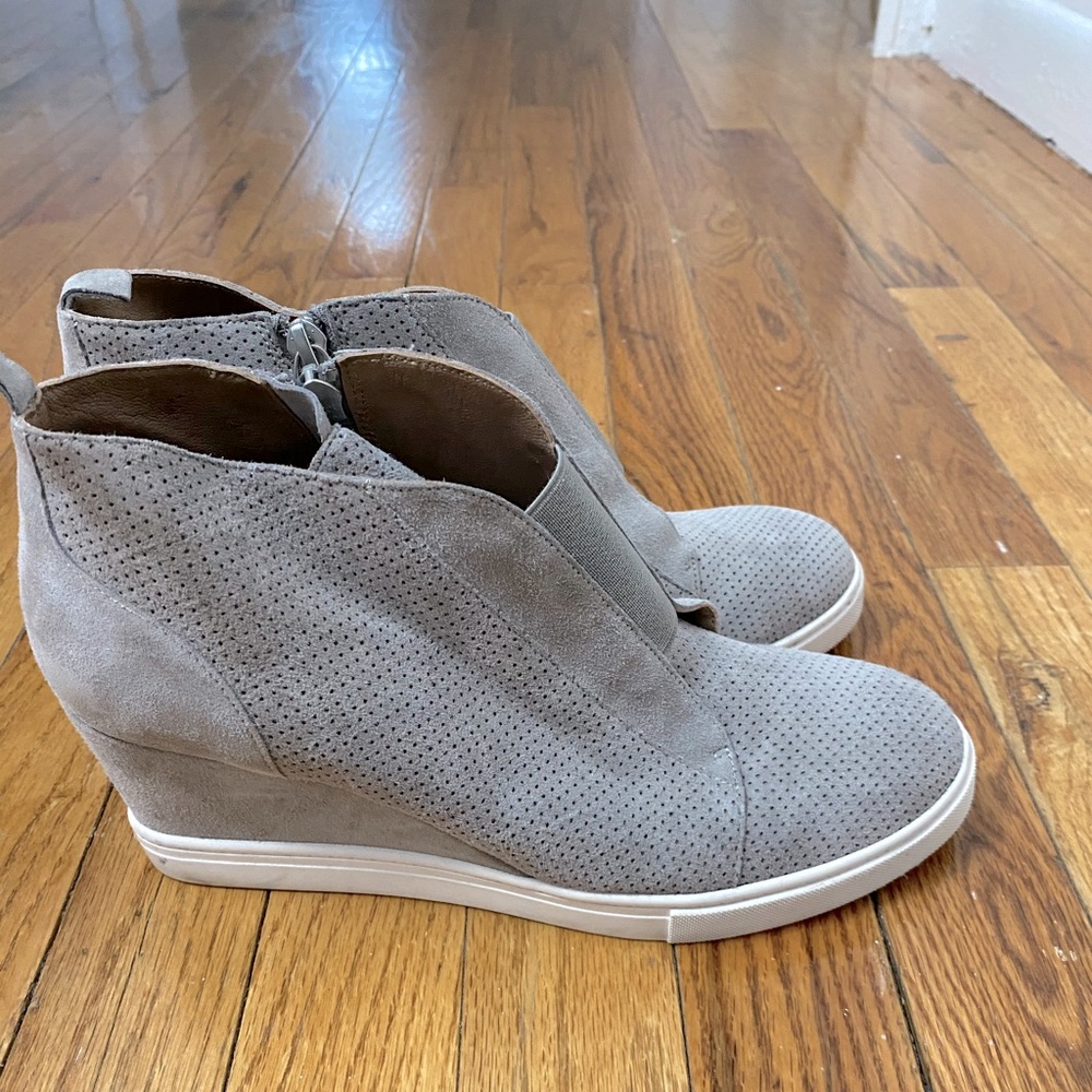 Linea Paolo wedge sneaker